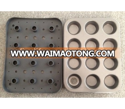 12 in 1 cake mould set